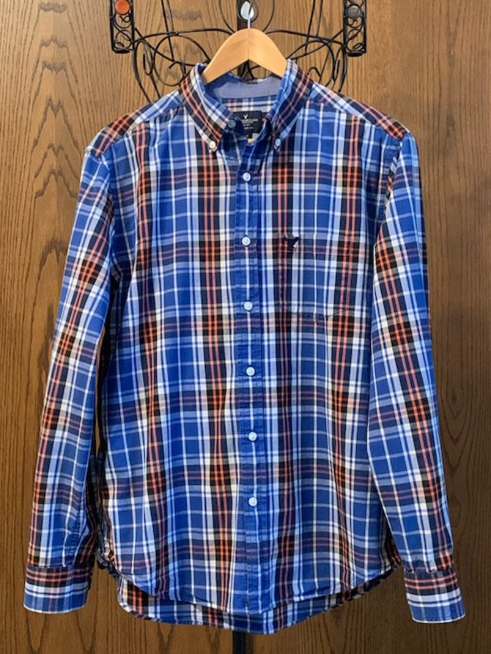 American Eagle Outfitters Classic Fit Plaid Button-Down Shirt